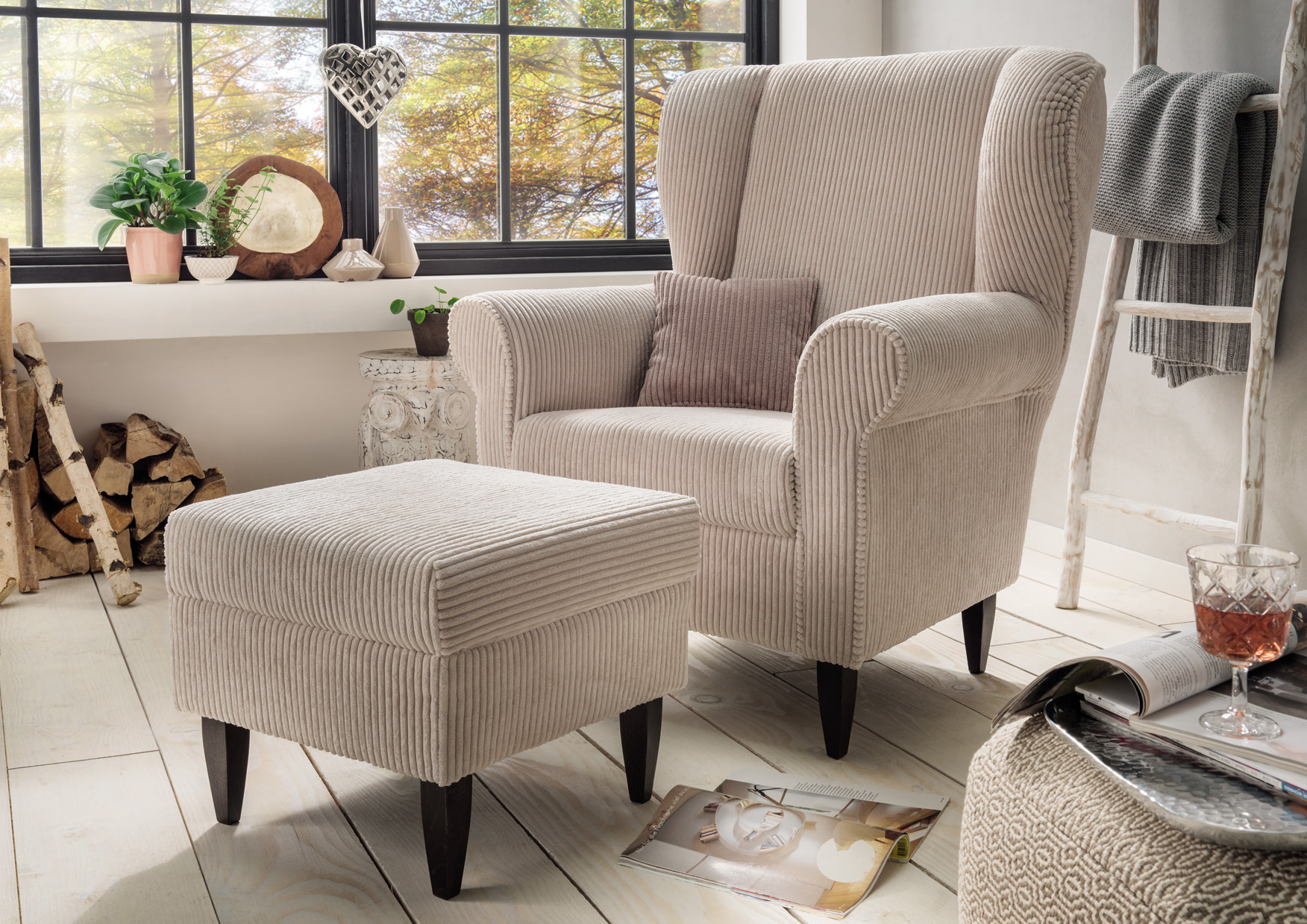 Cord beige / Füße wengefarbig