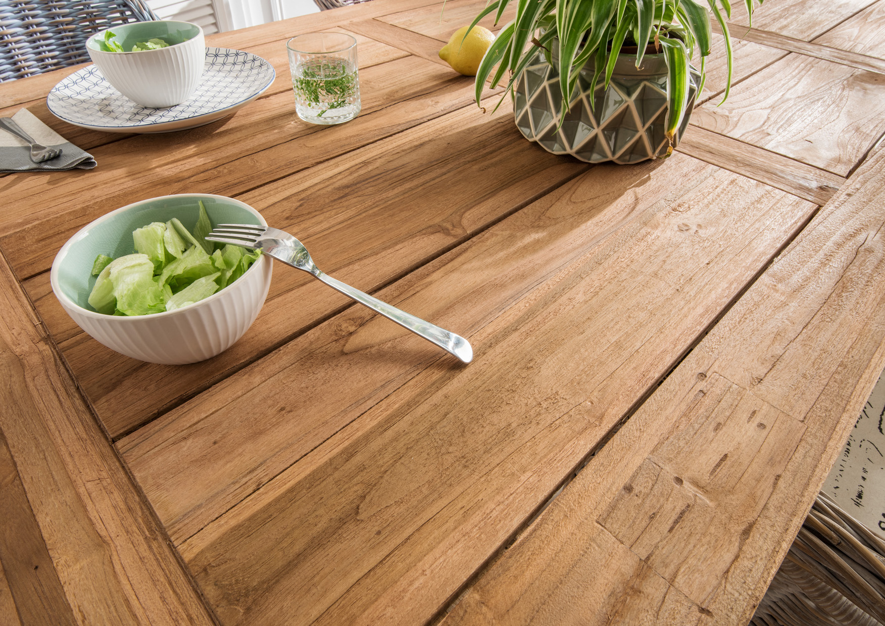 Garten-Esstisch LINCOLN | Teakholz massiv | 200 x 100 cm Garten-Esstisch LINCOLN | Teakholz massiv | 200 x 100 cm