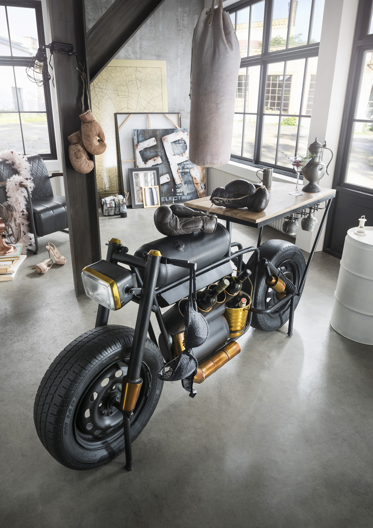 Motobike - Bar VECTOR | Handgefertigt Metall schwarz-gold/Mangoholz | für echte Biker