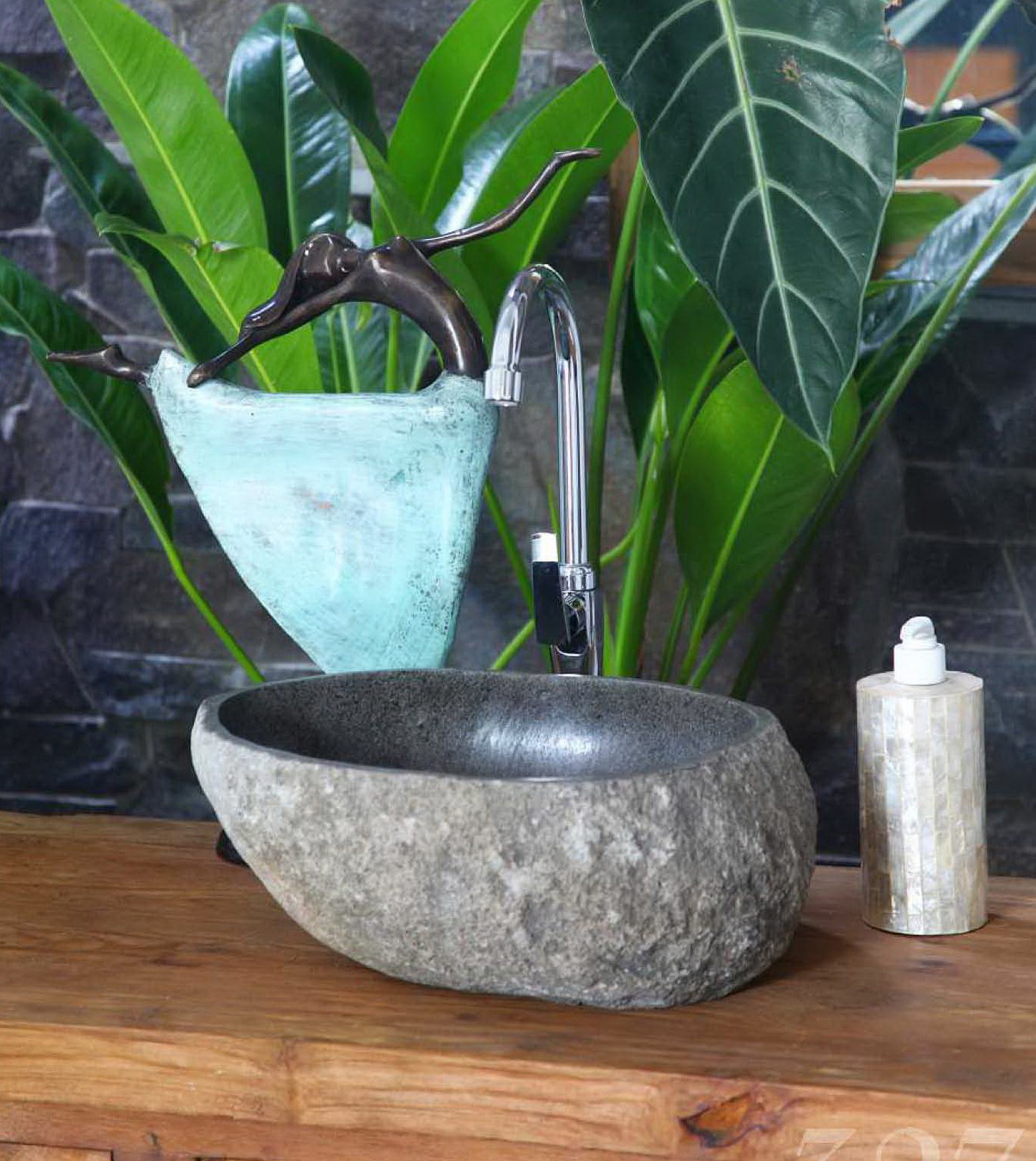 Aufsatz-Waschbecken STONE | Naturstein | organische, runde Form | Unikat