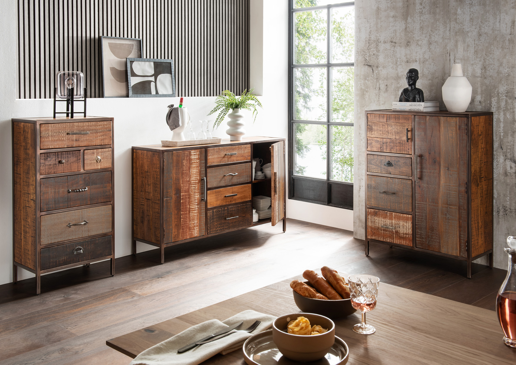 Unikat Highboard PRIYA 2 | massives Altholz recycelt | multifarbig | 3 Schubladen/2 Türen