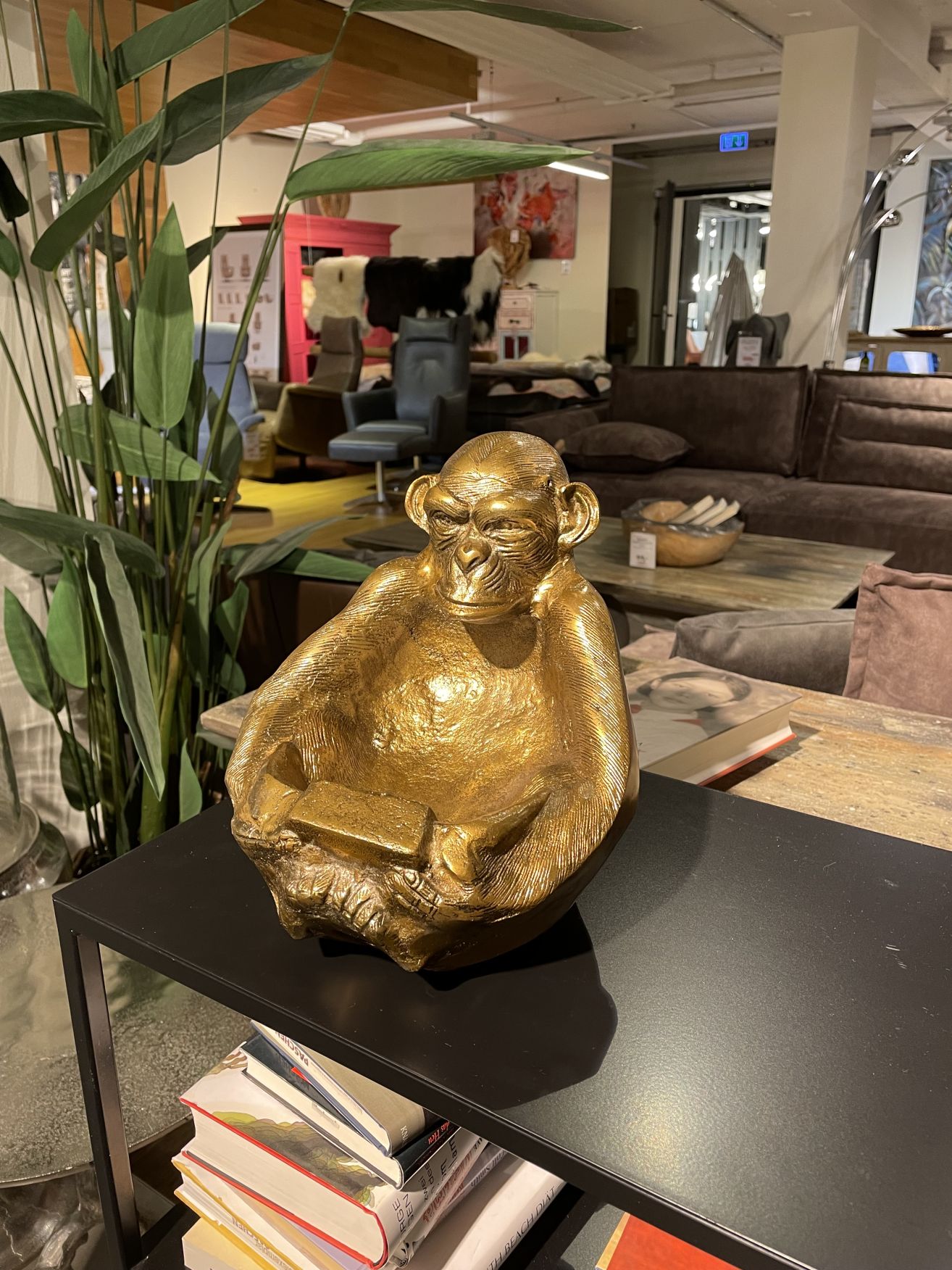 Deko-Schale MONKEY | Affe mit Ablageschale in Aluminium massiv (3 KG) gold